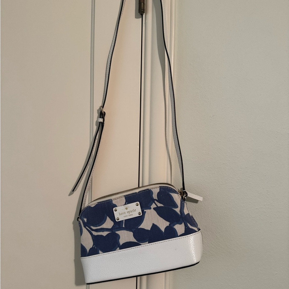 Kate Spade Navy and White Crossbody Bag